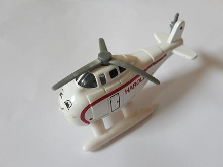 Harold - zo série príbehov vláčika thomasa,