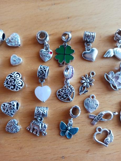 Akcia- mikulášske a vianočné náramky, 