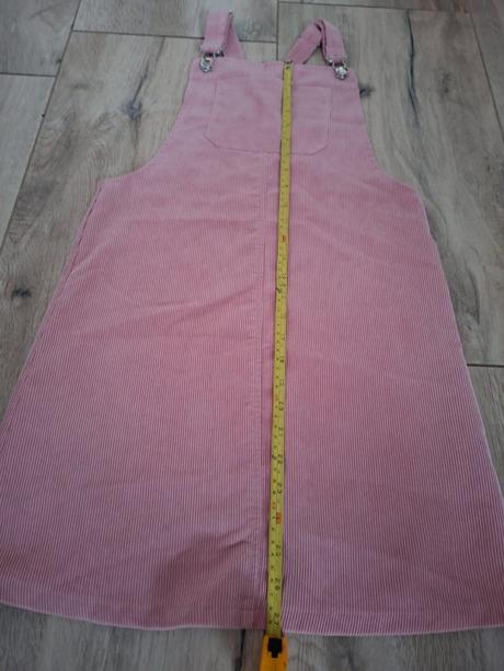 Mencestrova satova sukna, 146