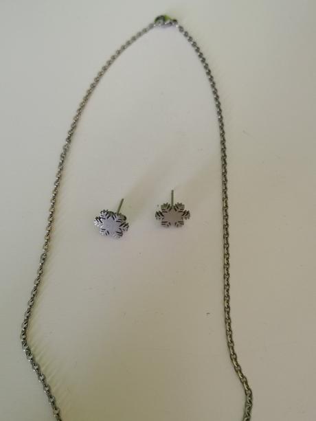 Dámsky set nahrdelník a náušnice vločky, 