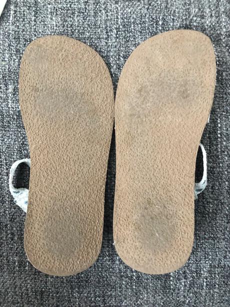 Barefoot sandalky, 30