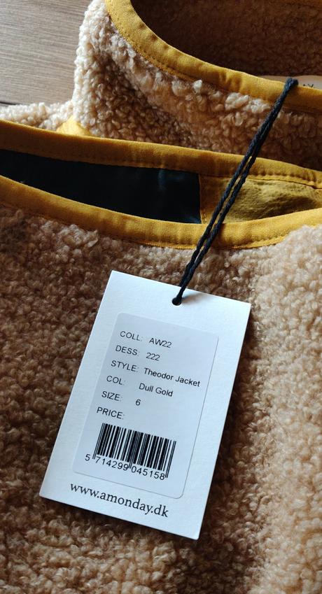 A monday in copenhagen bunda, 116 / 128