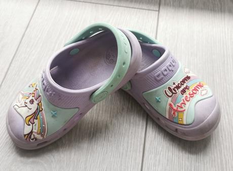 Coqui s topánkami vhodnými do vody, coqui,25