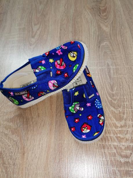 Papučky angry birds, 27