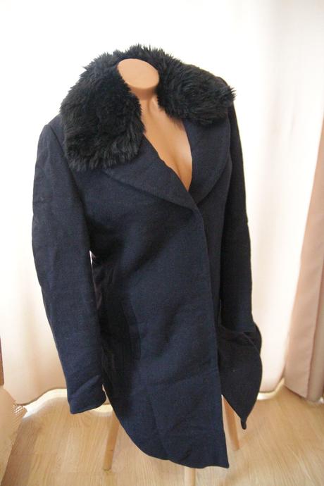 Tmavo modrý kabát s kožušinou xl, xl