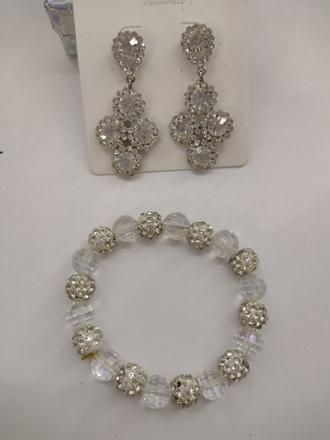 Náušnice a náramok,