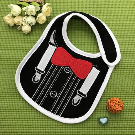 Chlapčenský podbradník s motýlikom -, 