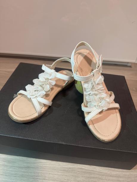 Sandále s kamienkami, nelli blu,34