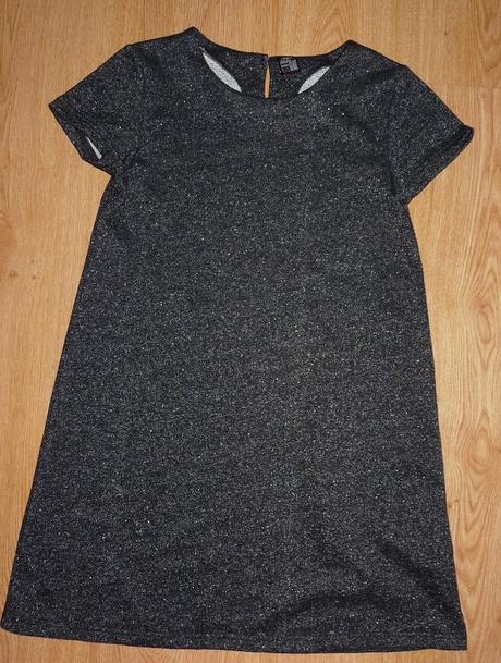 Lesklé s krátkymi rukávmi, 152