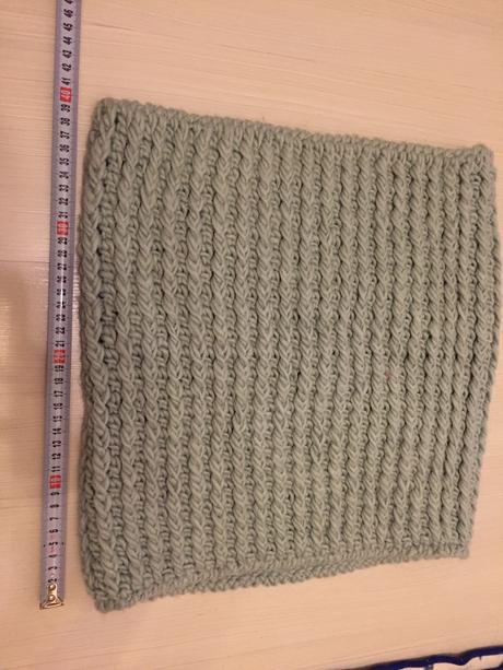 Teply šál/ tunel, reserved,m