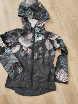 Nike bunda, nike,128 / 134