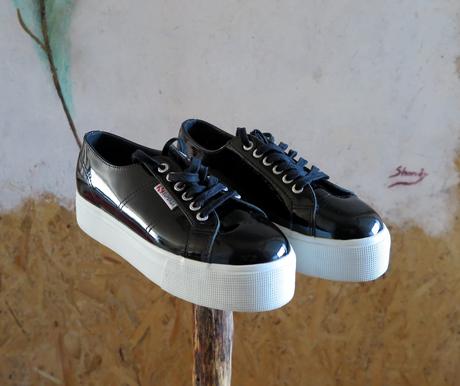 Dámske kožené tenisky superga na platforme v laku, 40