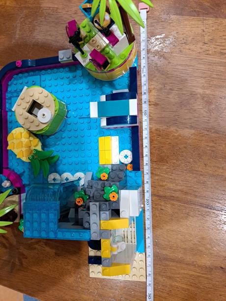 Lego friends 41374 andrea a party pri bazéne, 