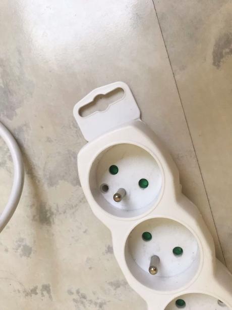 Predpäťová predlžovačka 3m/3x zásuvka,