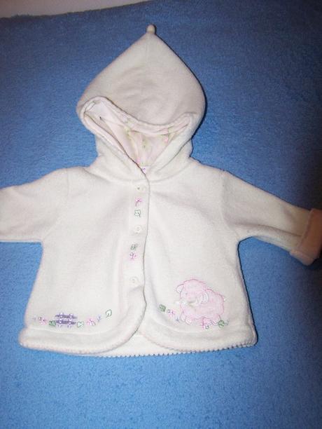 Nádherný ovečkový flisový komplet, 62