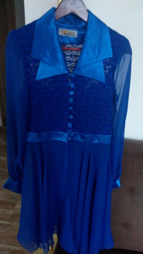 Spolocenske saty, 40