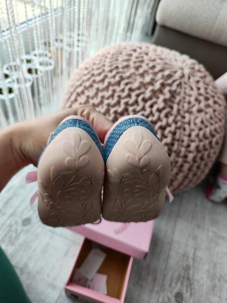 Balerínky prezuvky papuče hello kitty, 25