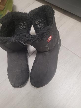 Cizmy, 37