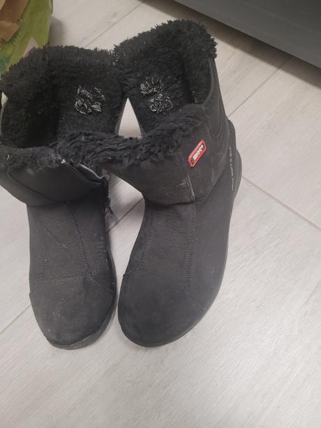 Cizmy, 37