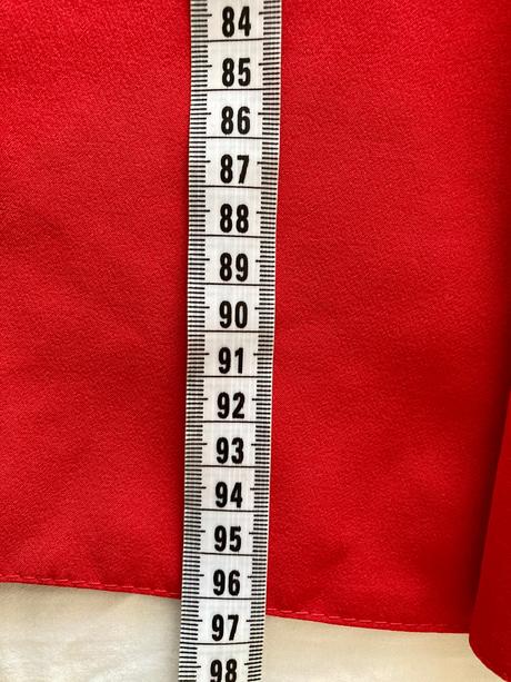 Spoločenské krátke saty, 44