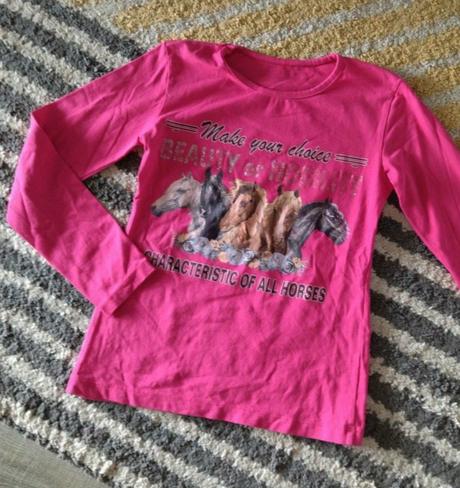 Koníkové tričko, 140