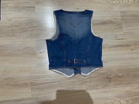 Riflova vesta176/182, 176