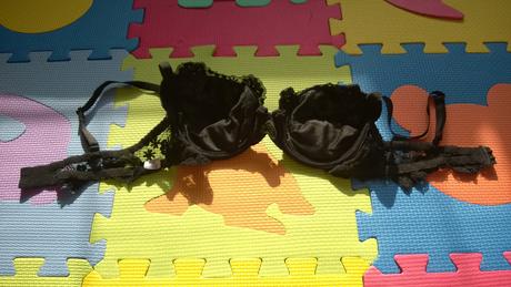 Krajkovaná podprsenka, admiral,70b