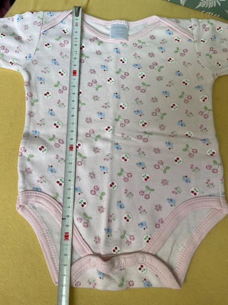 Body s čerešničkami 3-6, 62