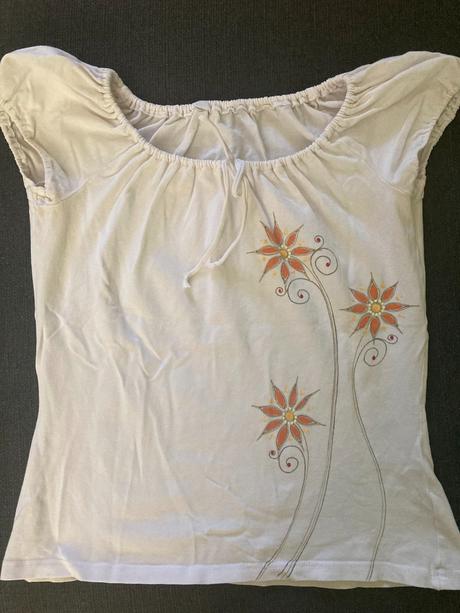 Krásne tričko s, s