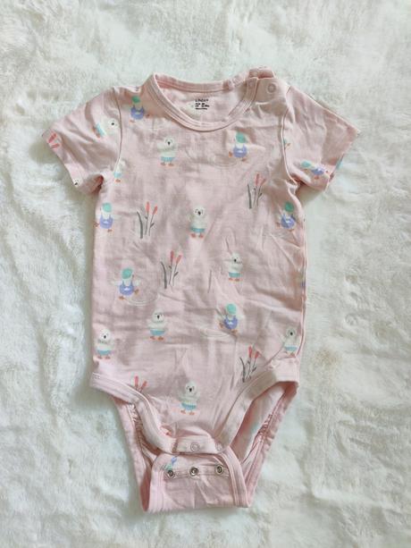Rastúce body lindex s krátkym rukávom, lindex,86