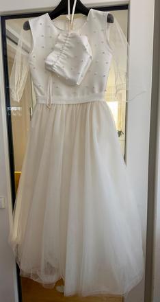 Krasne saty na 1. svate prijimanie svadbu, 152