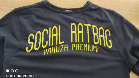 Mikina yakuza 4, l