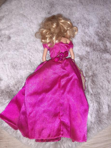 Barbie princezná liana, 