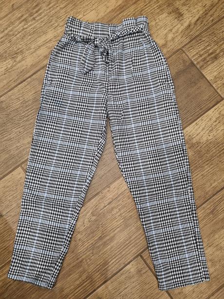 Karovane nohavice, h&m,140