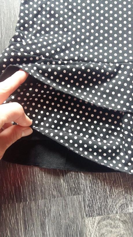 Predám štýlové šaty veľ. s, s