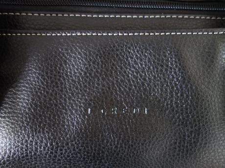 Väčšia čierna kabelka l.credi,