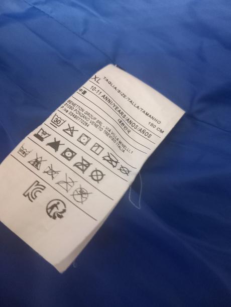 Krásna modra bunda benetton, benetton,152