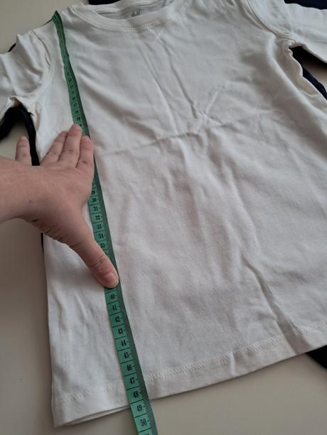 2ks tricka h&m v.122/128, h&m,122 / 128