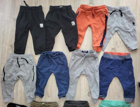 Set chlapčenského oblečenia na 12 až 18 mesiacov, 86–98