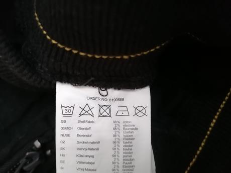 Elastické nohavice, 134