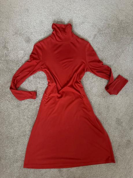 Ùpletové šaty s rolákom, s