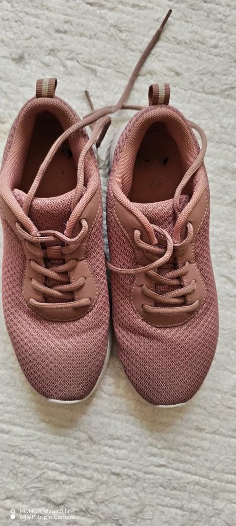 Tenisky, deichmann,37