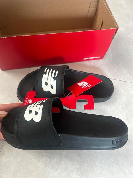 Šľapky, new balance,35