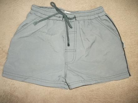 Šortky, 110