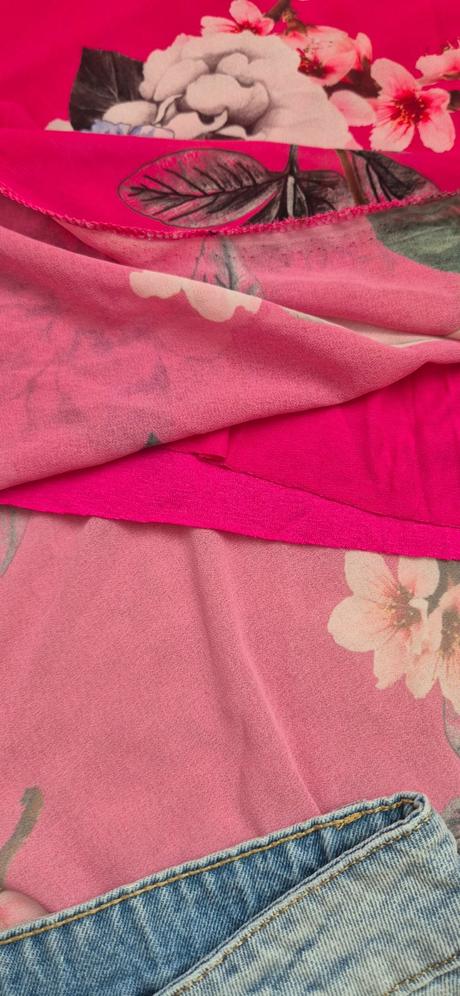 Set blúzka/top a džínsy +perličková čelenka grátis, m