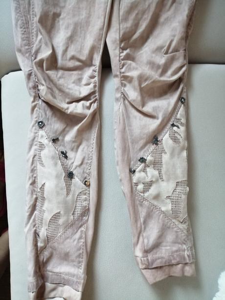 Dámske nohavice č. 38, m