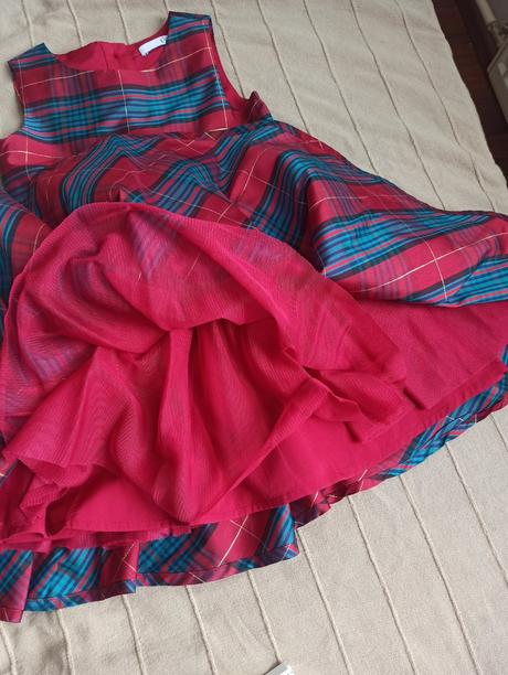 Šaty aj na vianočné fotenie, marks & spencer,92