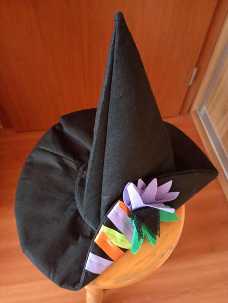 Luxusný kostým malej čarodejnice,