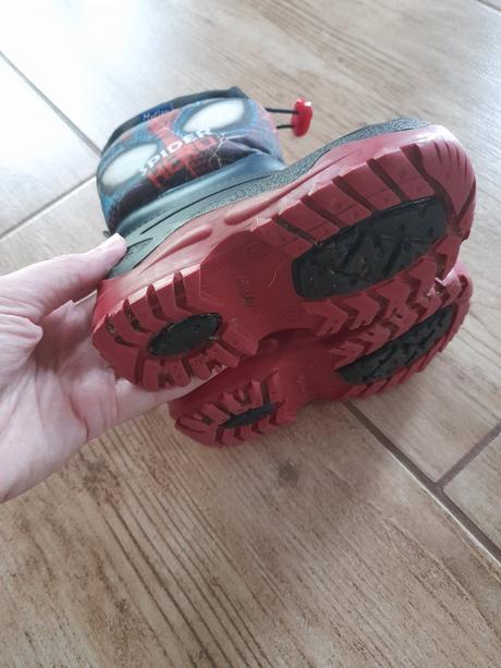 Snehule spider-man 23/24, 23