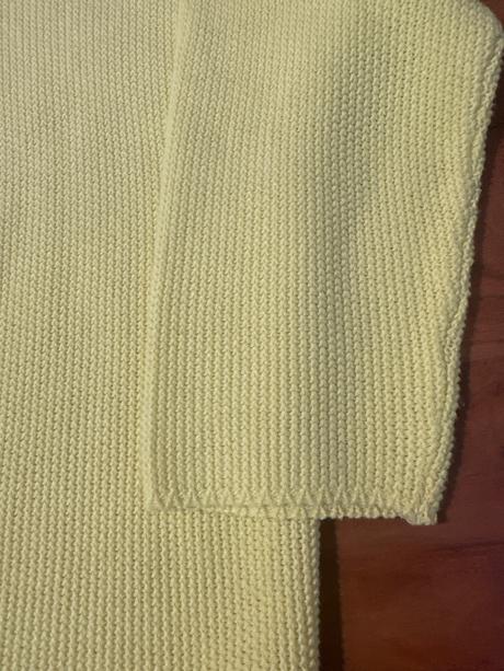 Pulover, reserved,s